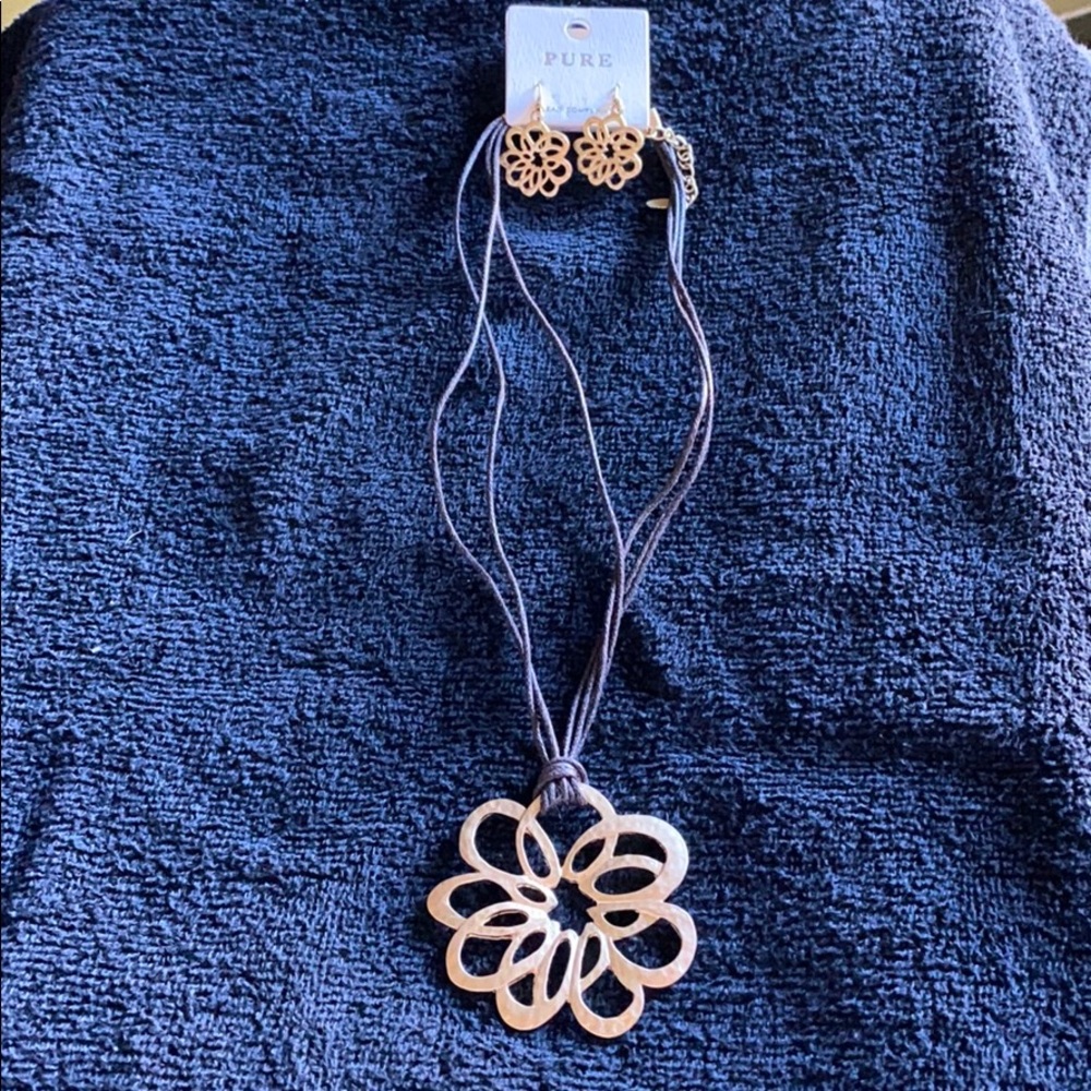 Earring and necklace combo